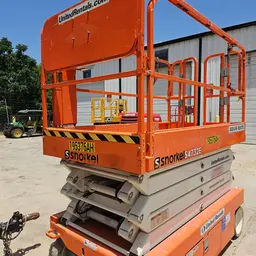 2017 Snorkel S4732E Scissor Lift