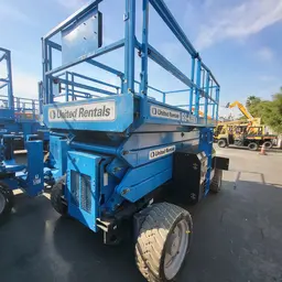 2015 Genie GS-4390 RT Rough Terrain Scissor Lift