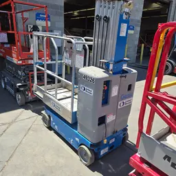 2017 Genie GR-20 Self-Propelled One-Person Lift