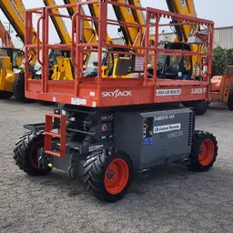 2017 Skyjack SJ6826RT Rough Terrain Scissor Lift