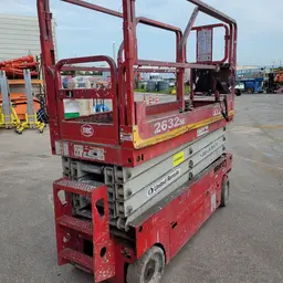2017 MEC 2632SE Scissor Lift