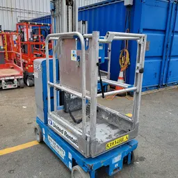 2017 Genie GR-20 Self-Propelled One-Person Lift