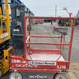2016 Skyjack SJ16 Self-Propelled One-Person Lift