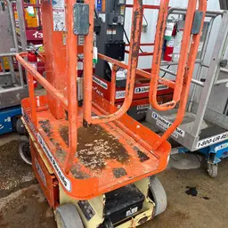 2015 JLG 1230ES Self-Propelled One-Person Lift