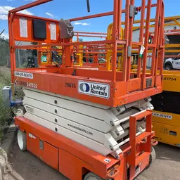 2018 Snorkel S4732E Scissor Lift