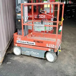 2015 Skyjack SJ12 Self-Propelled One-Person Lift
