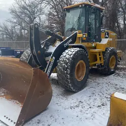 2019 John Deere 624L Wheel Loader