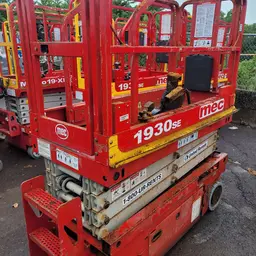 2017 MEC 1930SE Scissor Lift