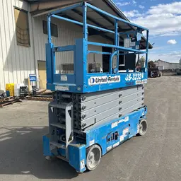 2017 Genie GS-3232 Scissor Lift