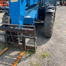 2016 Genie GTH-844D Forklift