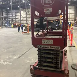 2018 MEC MICRO 19 Scissor Lift