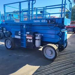 2015 Genie GS-4390 RT Rough Terrain Scissor Lift