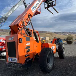 2016 SKYTRAK 6042 Forklift
