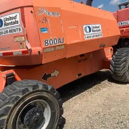 2013 JLG 800AJ Articulating Boom Lift
