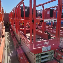 2018 MEC MICRO 19 Scissor Lift