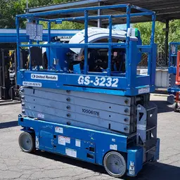 2016 Genie GS-3232 Scissor Lift