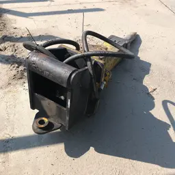 2016 Atlas Copco SB 452 Attachment