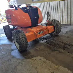 2013 JLG 600AJ Articulating Boom Lift