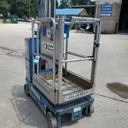 2015 Genie GR-20 Self-Propelled One-Person Lift