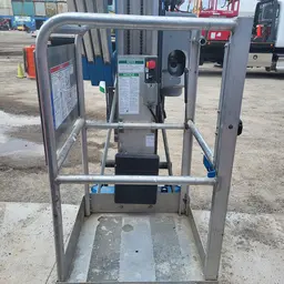 2018 Genie AWP-30SDC Pusharound Lift