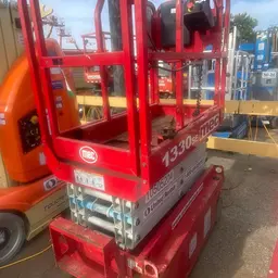 2016 MEC 1330SE Scissor Lift