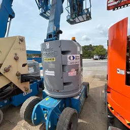 2014 Genie Z-30/20N RJ Articulating Boom Lift