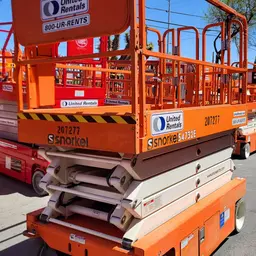 2018 Snorkel S4732E Scissor Lift