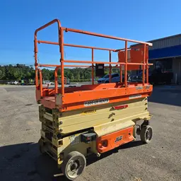 2017 JLG 3246ES Scissor Lift