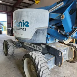 2015 Genie Z-62/40J Articulating Boom Lift