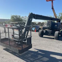 2015 JLG 800AJ Articulating Boom Lift