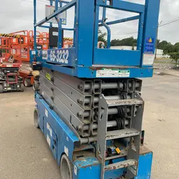 2017 Genie GS-3232 Scissor Lift