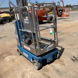 2016 Genie GR-20 Self-Propelled One-Person Lift