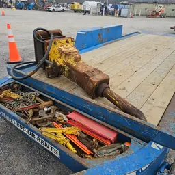 2015 Atlas Copco SB 452 Attachment
