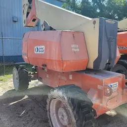 2017 JLG 800AJ Articulating Boom Lift