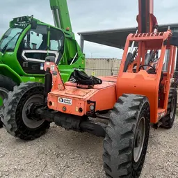 2017 SKYTRAK 8042 Forklift