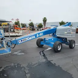 2014 Genie S-40 Boom Lift