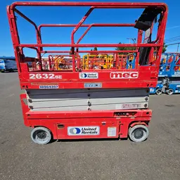 2019 MEC 2632SE Scissor Lift