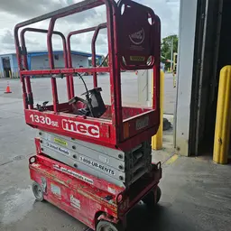 2017 MEC 1330SE Scissor Lift