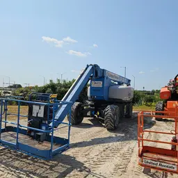 2017 Genie ZX-135 Articulating Boom Lift