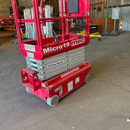 2019 MEC MICRO 19 Scissor Lift
