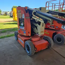 2015 JLG E300AJP Articulating Boom Lift