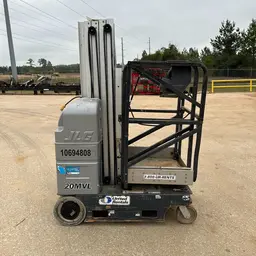 2017 JLG 20MVL Self-Propelled One-Person Lift