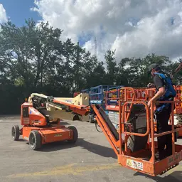 2016 JLG E450AJ Articulating Boom Lift