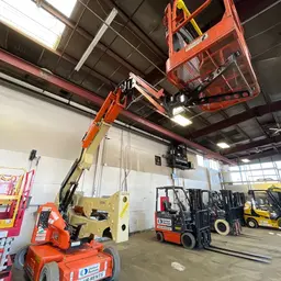 2013 JLG E400AJPN Articulating Boom Lift