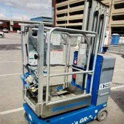 2016 Genie GR-20 Self-Propelled One-Person Lift