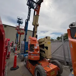 2014 JLG E300AJP Articulating Boom Lift
