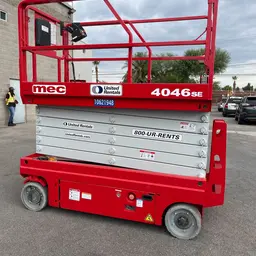 2017 MEC 4046SE Scissor Lift