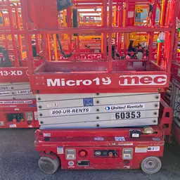 2018 MEC MICRO 19 Scissor Lift
