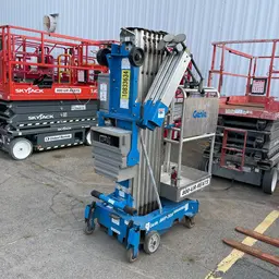 2018 Genie AWP-30SDC Pusharound Lift