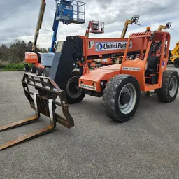 2016 SKYTRAK 6042 Forklift